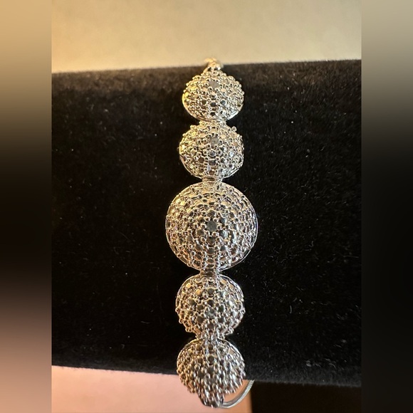 Silver Bolo Style Bracelet - Picture 4 of 8